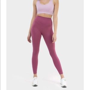 NWOT The Ascend Legging - Sundown